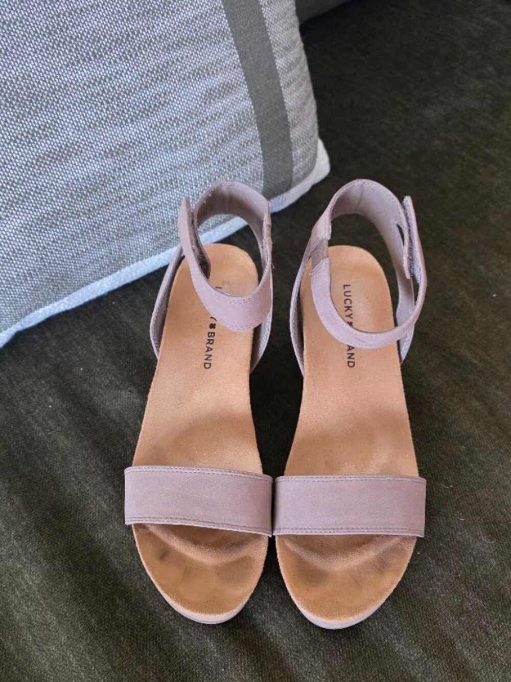Lucky Wedge Sandal